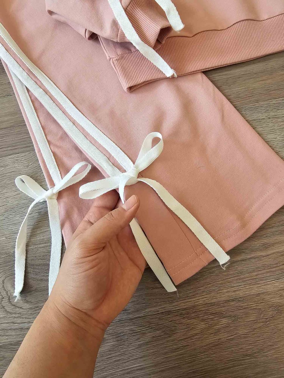 کراپ شلوار لارا