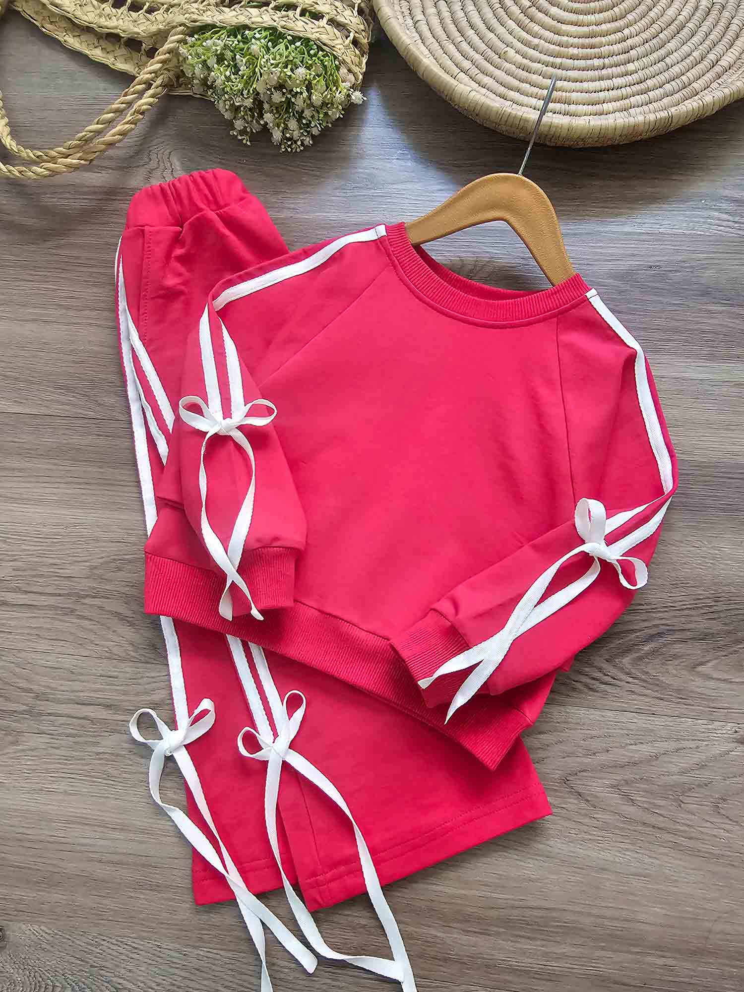 4 کراپ شلوار دختران زیبا