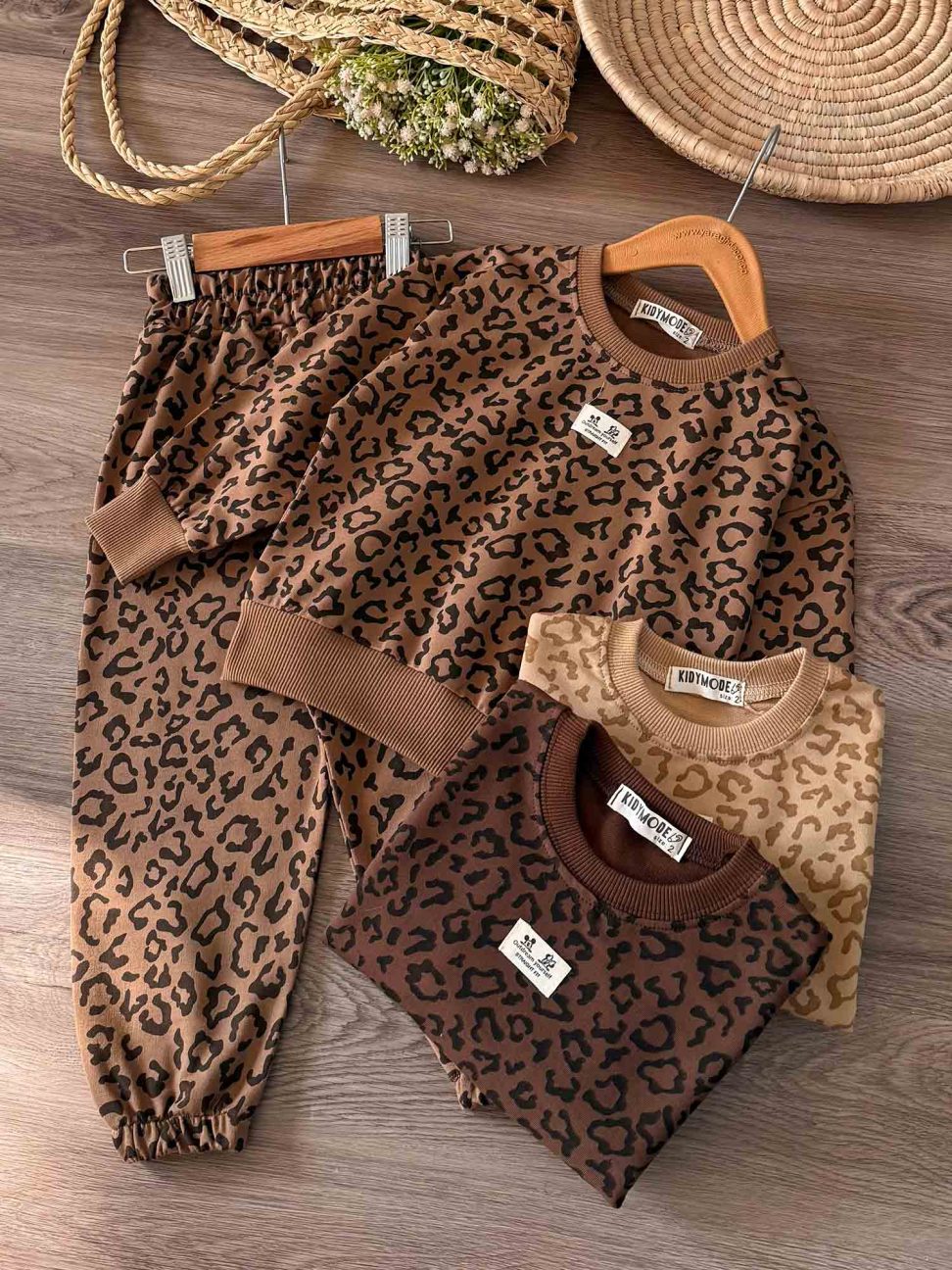 کراپ شلوار پلنگی