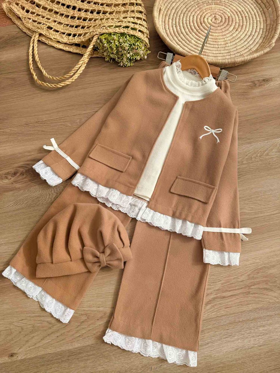 ۴ تکه کت و شلوار تاپ و کلاه