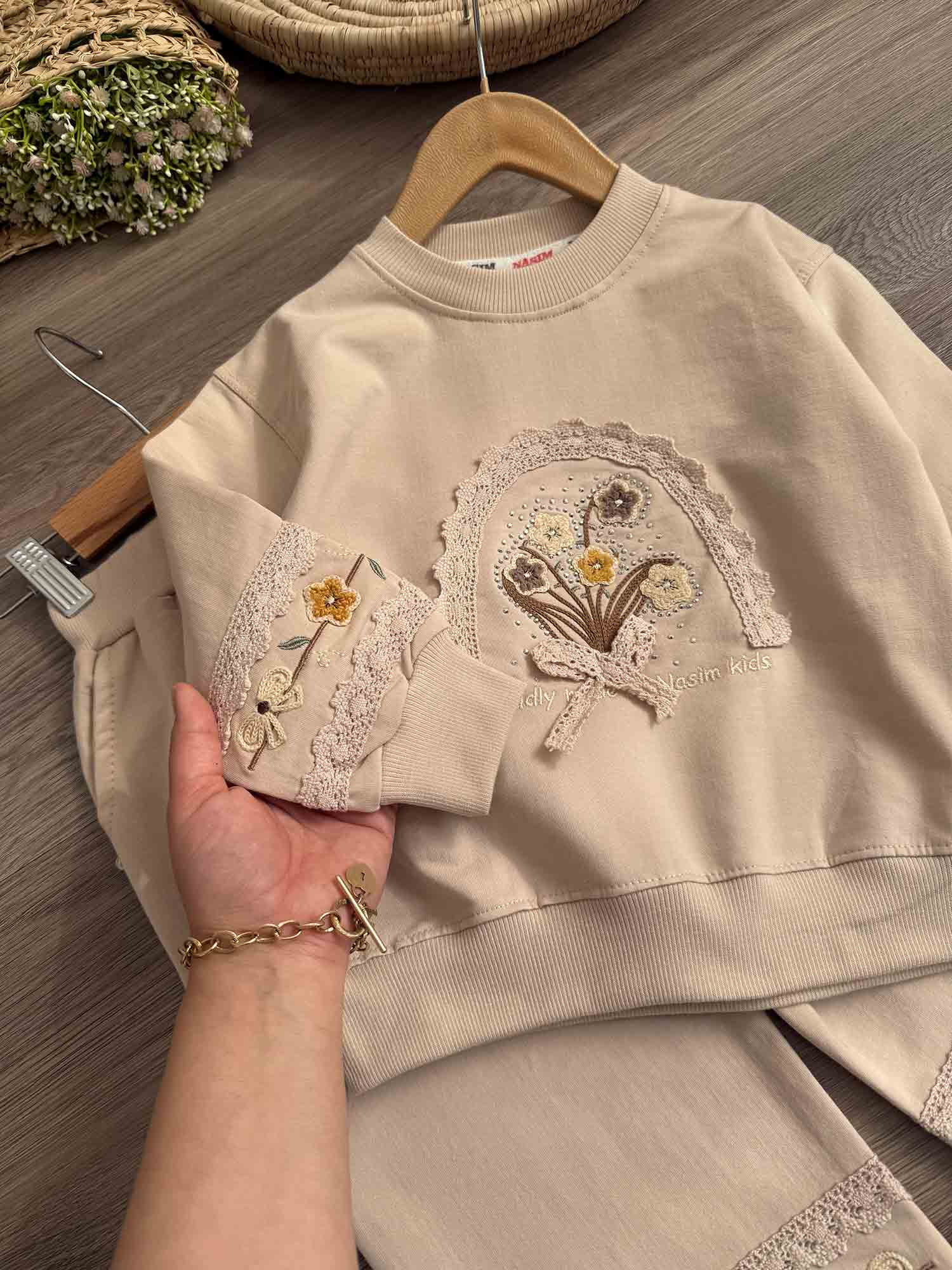 4 دورس شلواری دسته گل